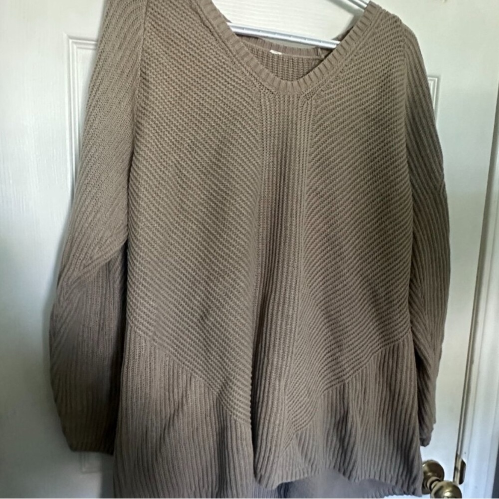 Lululemon Knit Sweater💛 - Picture 3 of 7